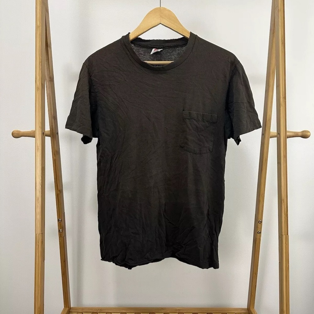 vintage 90s hanes single stitch sun faded pocket tee
